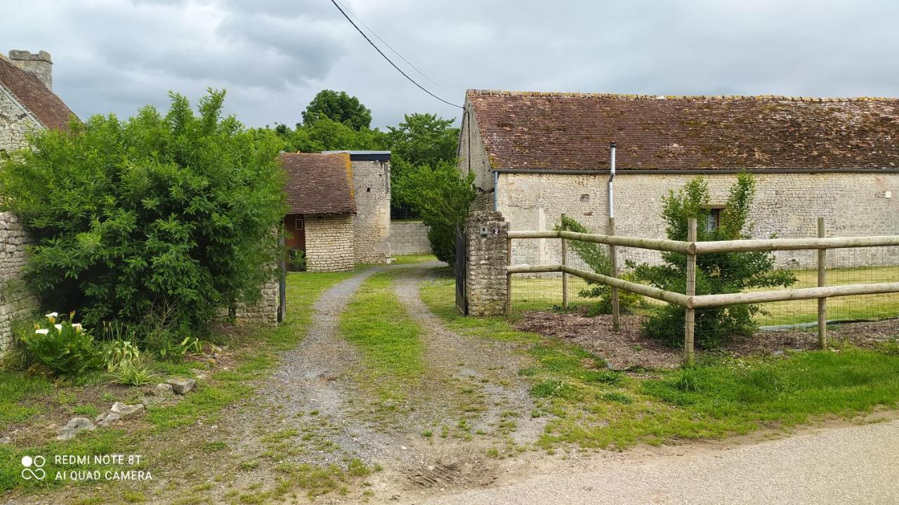 La Maison De Ners Pertheville-Ners Exteriör bild